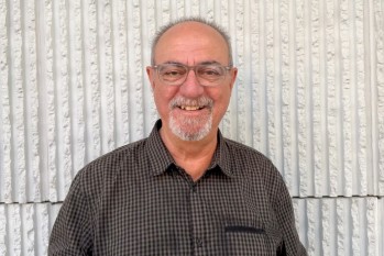 El eldense Manuel Vidal Maestro gana el 65&ordm; Premio Amantes de Teruel de Poes&iacute;a
