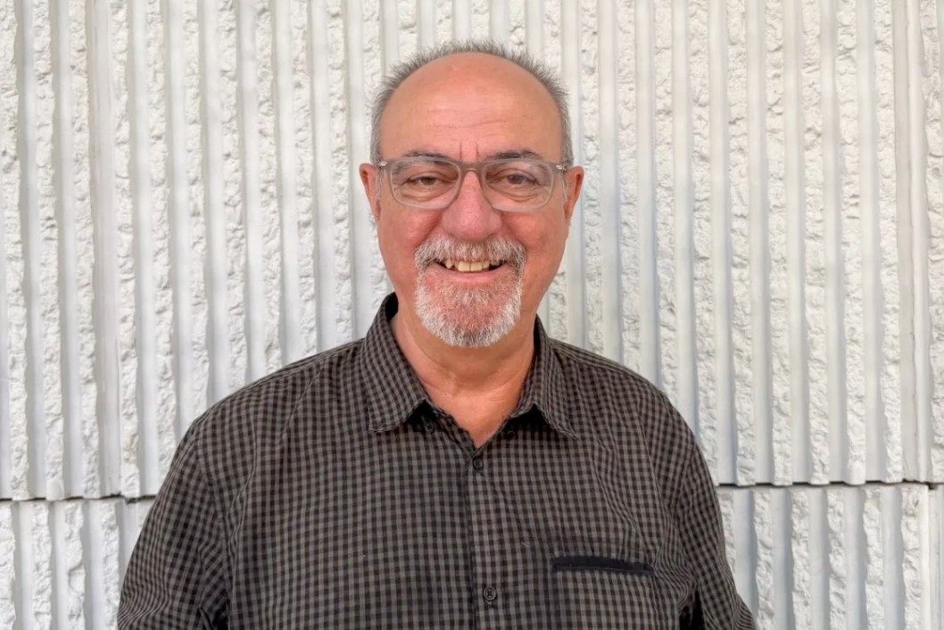 El eldense Manuel Vidal Maestro gana el 65&ordm; Premio Amantes de Teruel de Poes&iacute;a
