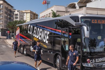 El Eldense viaja en avi&oacute;n por la pen&iacute;nsula 46 a&ntilde;os despu&eacute;s