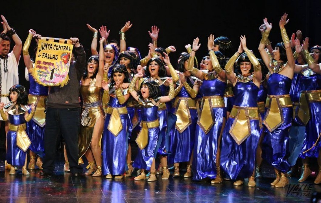 El Huerto triunfa en el 19º Festival Fallero de Playbacks en un abarrotado Teatro Castelar El Huerto triunfa en el 19º Festival Fallero de Playbacks en un abarrotado Teatro Castelar