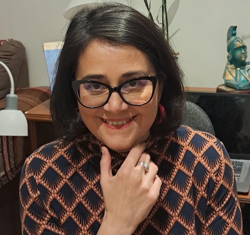 Mar&iacute;a G. Zambrano recibe el Premio de la Cr&iacute;tica Literaria Valenciana