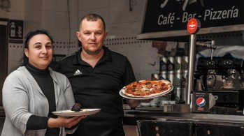 Bar-Pizzer&iacute;a Papill&oacute;n realizar&aacute; men&uacute;s de  Navidad al mejor precio