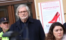 Vox participa en el acto contra la violencia de g&eacute;nero en Elda