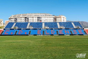 El embargo de acciones del Eldense no afectar&aacute; a la venta del club a Messi