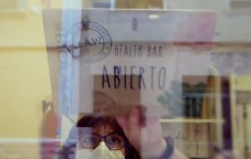 Petrer destaca la importancia de los comercios locales en su campa&ntilde;a "Unidos contra el coronavirus"
