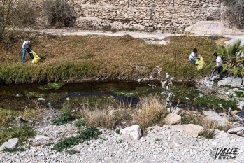 Recogen m&aacute;s de 200 kilos de basura en el cauce del r&iacute;o Vinalop&oacute;