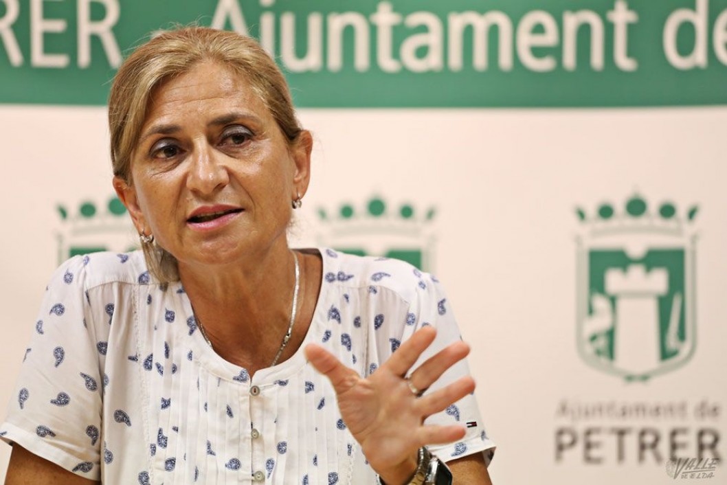 El PP de Petrer rechaza la decisión de Marzà de aprobar un nuevo decreto de plurilingüismo El PP de Petrer rechaza la decisión de Marzà de aprobar un nuevo decreto de plurilingüismo