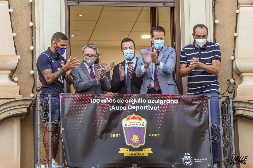 El Club Deportivo Eldense cumple 100 años El Club Deportivo Eldense cumple 100 años
