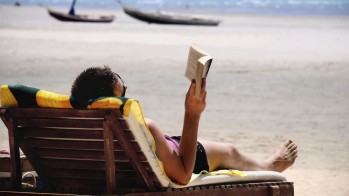 Leed, leed, benditos. Algunas lecturas estivales
