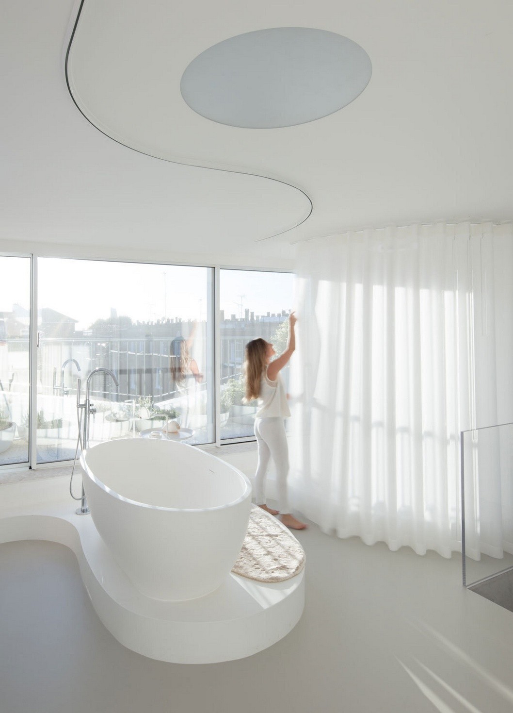 La arquitecta eldense Pati Santos abre en Londres su propia empresa y logra quedar finalista de Rising Star del Royal Institute of British Architects La arquitecta eldense Pati Santos abre en Londres su propia empresa y logra quedar finalista de Rising Star del Royal Institute of British Architects