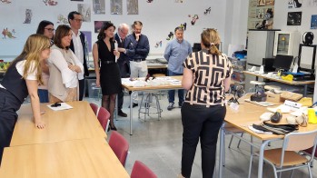 La secretaria general de Formaci&oacute;n Profesional del Ministerio de Educaci&oacute;n visita el IES La Torreta