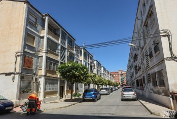 Una menor apu&ntilde;ala a su padre para evitar el estrangulamiento de su madre en Elda