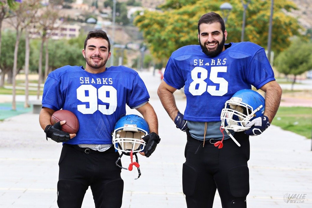 Cuatro eldenses juegan a fútbol americano, "el ajedrez de gladiadores" Cuatro eldenses juegan a fútbol americano, "el ajedrez de gladiadores"