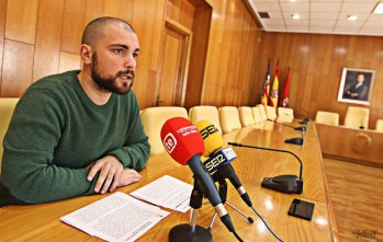 IU propone que en el presupuesto municipal del 2016 se recorten gastos superfluos