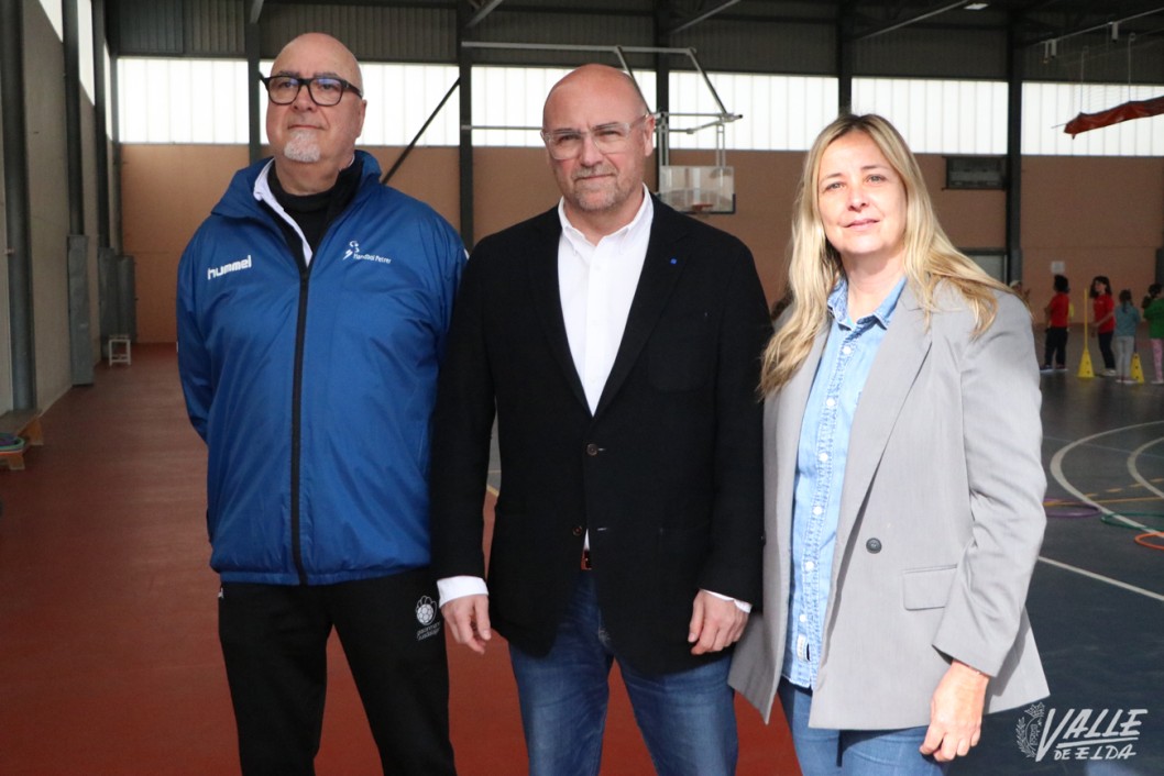 El PP de Petrer pide que la pista cubierta del Polideportivo de San Jerónimo lleve el nombre de Juanjo Pellín El PP de Petrer pide que la pista cubierta del Polideportivo de San Jerónimo lleve el nombre de Juanjo Pellín