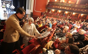 Elda rinde homenaje a Concha Velasco