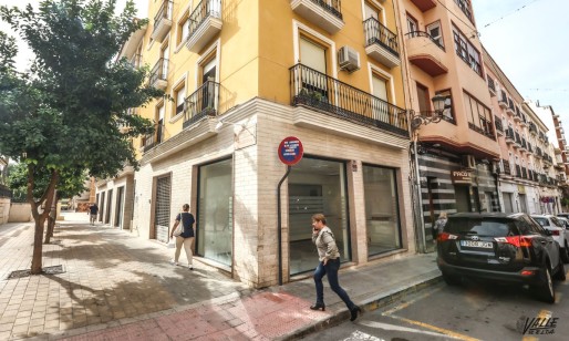 Preocupaci&oacute;n vecinal por una nueva okupaci&oacute;n en el centro de Elda
