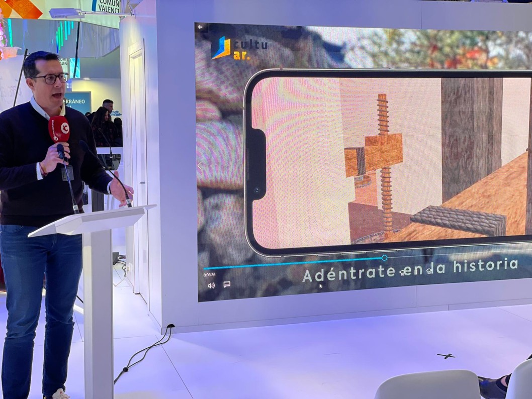 Elda promociona la "Cultura del Calzado" y una APP turística en Fitur Elda promociona la "Cultura del Calzado" y una APP turística en Fitur