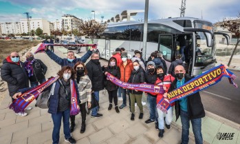 La afici&oacute;n azulgrana llena cuatro autocares para arropar al Deportivo Eldense esta tarde en &Aacute;guilas
