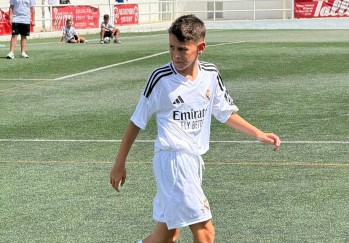 El ni&ntilde;o de 11 a&ntilde;os Hugo Navarro ficha por el Real Madrid