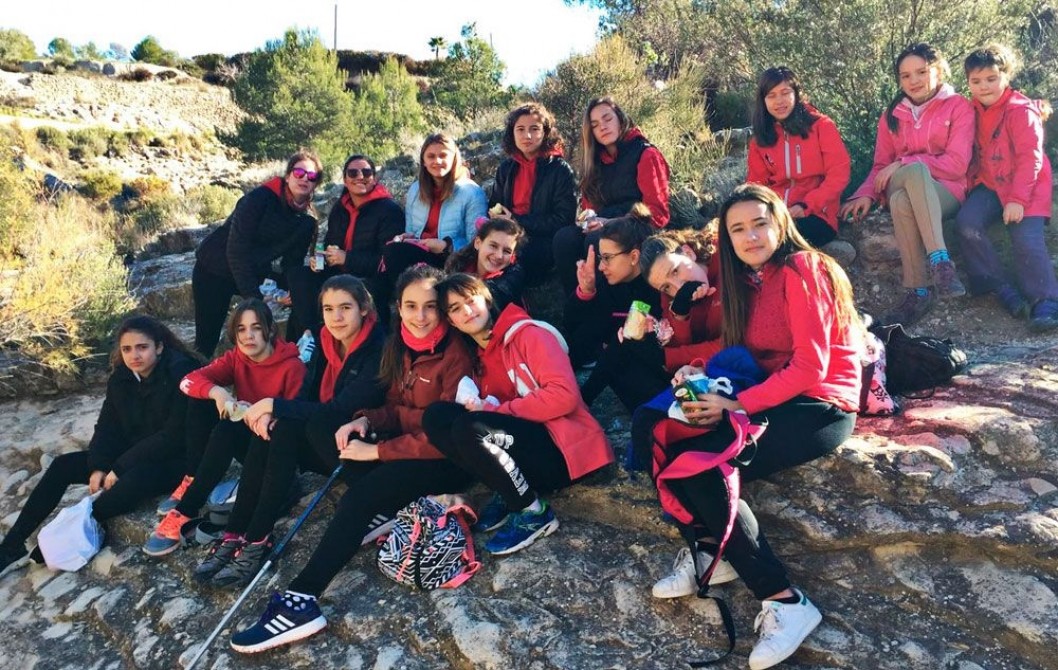 Un centenar de nadadores del Club de Natación del CEE disfrutan en Rabosa de un día de convivencia Un centenar de nadadores del Club de Natación del CEE disfrutan en Rabosa de un día de convivencia