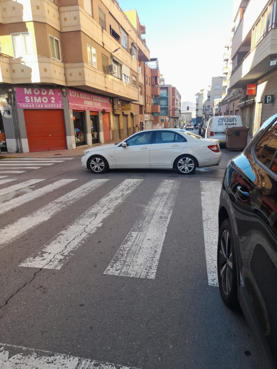 Nuevo accidente en el cruce de las calles Poeta Zorrilla y Hern&aacute;n Cort&eacute;s