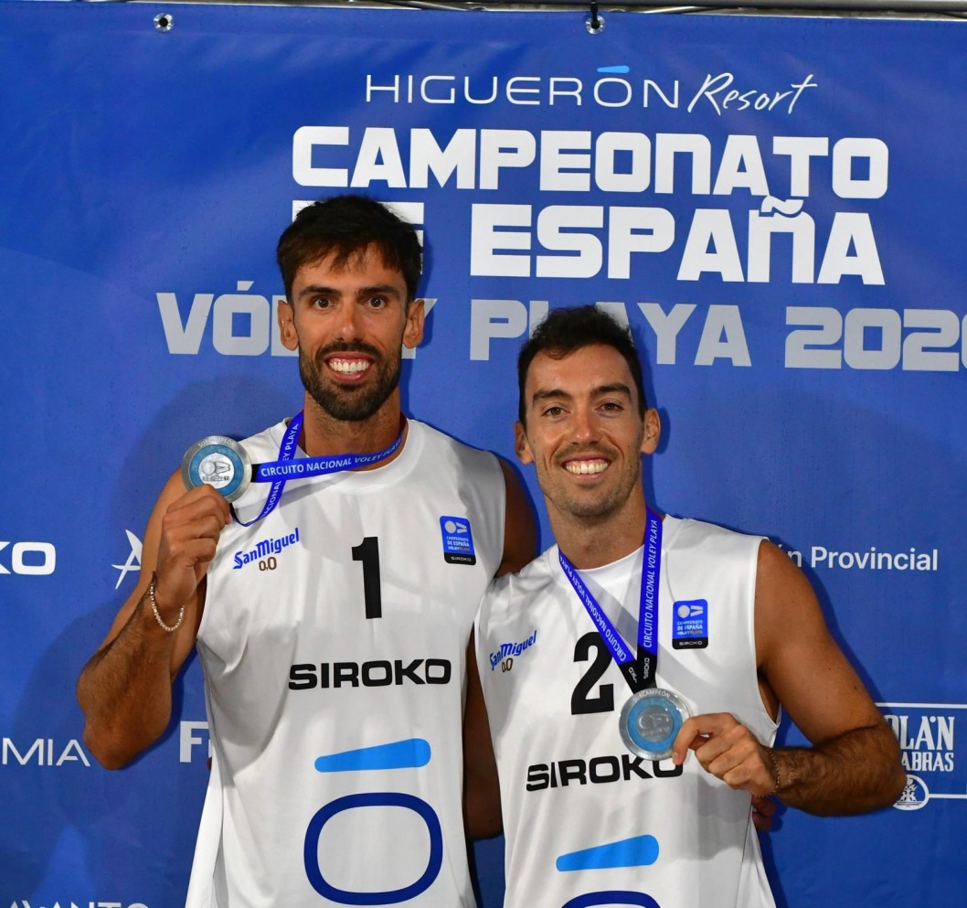 El eldense Roberto Sanf&eacute;lix, plata en el Campeonato de Espa&ntilde;a de v&oacute;ley playa