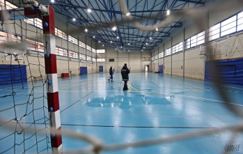 Arreglan las goteras del pabell&oacute;n azul con 40.000 euros