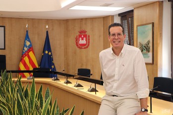 El socialista Rub&eacute;n Alfaro anuncia su candidatura para las elecciones de 2027