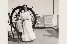 Liliana Dur&aacute;n, la peque&ntilde;a eldense que se hizo una foto con Frida Kahlo de camino al exilio