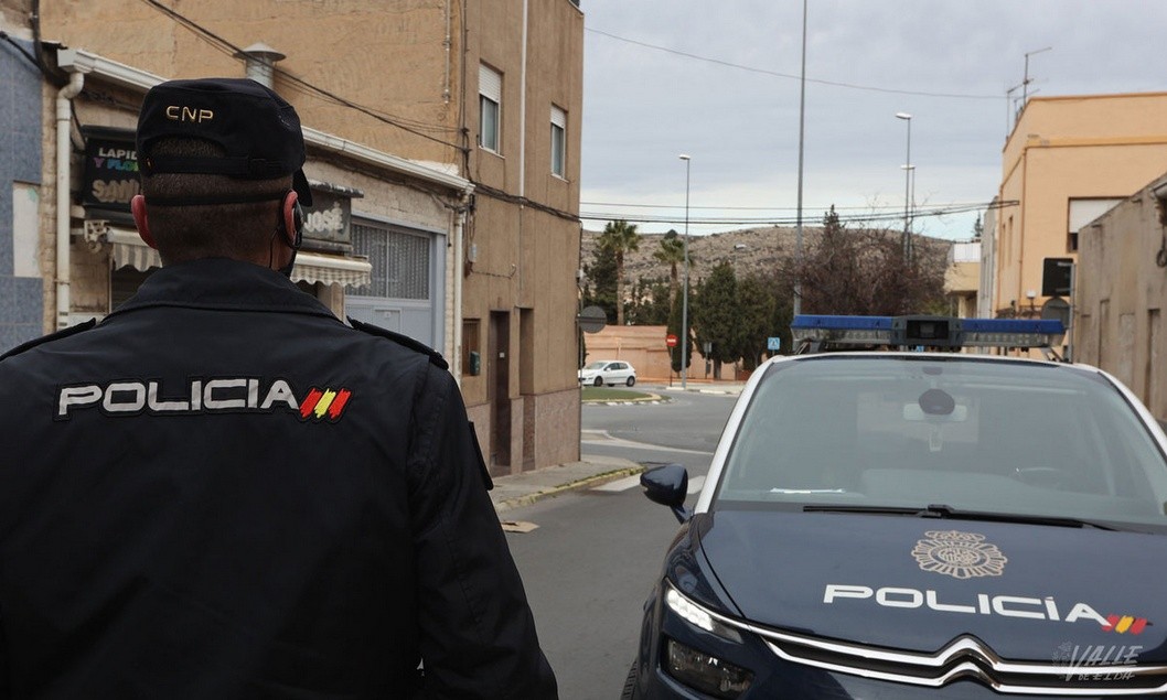 Alerta tras detectar robos a ancianos mediante engaños en Elda y Petrer Alerta tras detectar robos a ancianos mediante engaños en Elda y Petrer