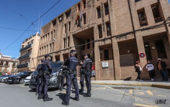 Detienen a dos hombres j&oacute;venes por una presunta violaci&oacute;n en Elda