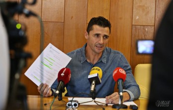 El PP denuncia que "por la falta de gesti&oacute;n se han dejado perder las becas de transporte universitario"