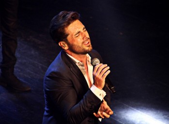 David Bustamante hace disfrutar a cientos de fans con su concierto en el Teatro Castelar