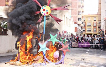 El Medio A&ntilde;o Fallero se desarroll&oacute; con &eacute;xito gracias a una alta participaci&oacute;n y el buen tiempo