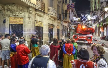 Susto en la calle Nueva en la &uacute;ltima noche de Moros y Cristianos