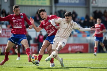 Nueva victoria del CD Eldense que le permite seguir so&ntilde;ando (1-2)