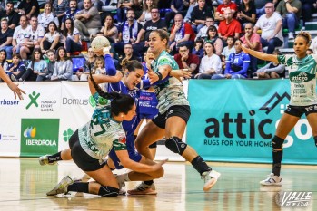 Nueva derrota del Elda Prestigio ante el Atticgo balonmano Elche (34-22)