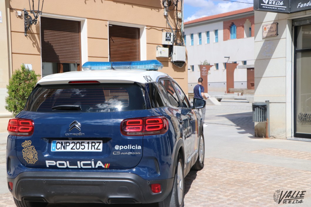 Detenido en Petrer por estafar a una conocida y usurpar la identidad de 13 personas Detenido en Petrer por estafar a una conocida y usurpar la identidad de 13 personas