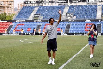 El Eldense anuncia a Julien Yanda