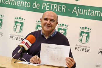 Petrer reduce la deuda municipal en diez  millones de euros en la legislatura
