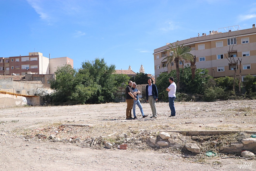 Los terrenos de la antigua fábrica de Emérito Maestre ya son municipales Los terrenos de la antigua fábrica de Emérito Maestre ya son municipales
