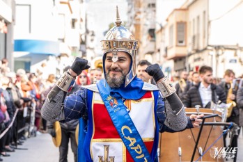 Entusiasta acogida a los nuevos cargos de Moros y Cristianos