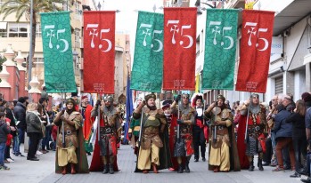 Elda celebra el 75&ordm; aniversario de Moros y Cristianos con una gala y un gran desfile