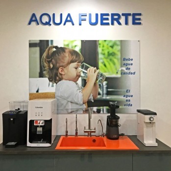 Las llamativas propiedades del agua hidrogenada para la salud