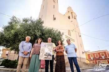 El eldense Juan Justamante realiza la portada de la revista de Fiestas Mayores 2024